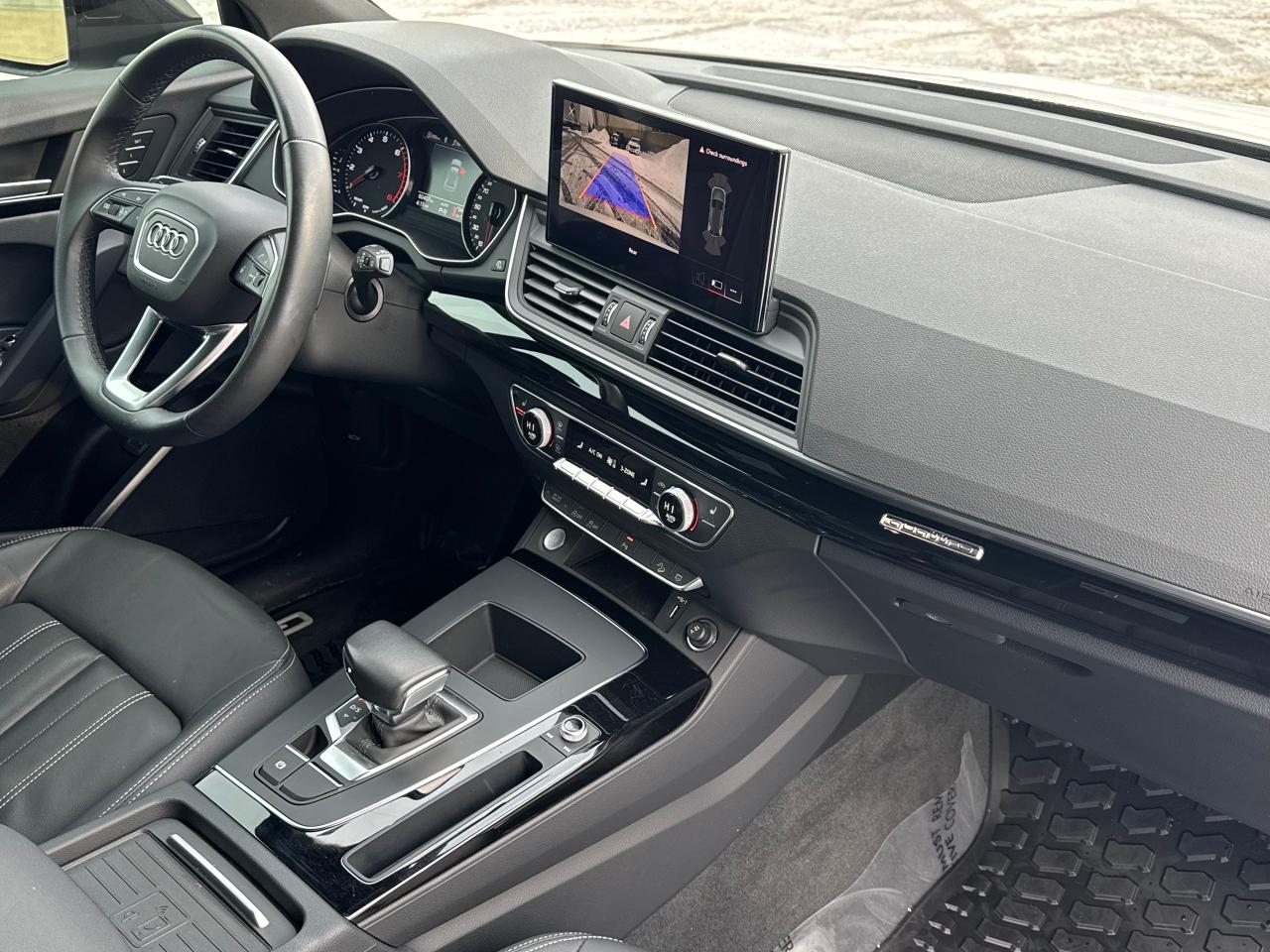 2023 Audi Q5 Komfort **CLEAN CARFAX** Photo