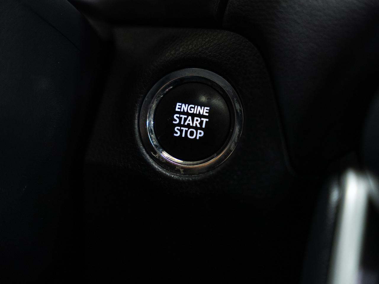 2024 Toyota RAV4 XLE AWD | Sunroof | Heated Seats | BSM | CarPlay