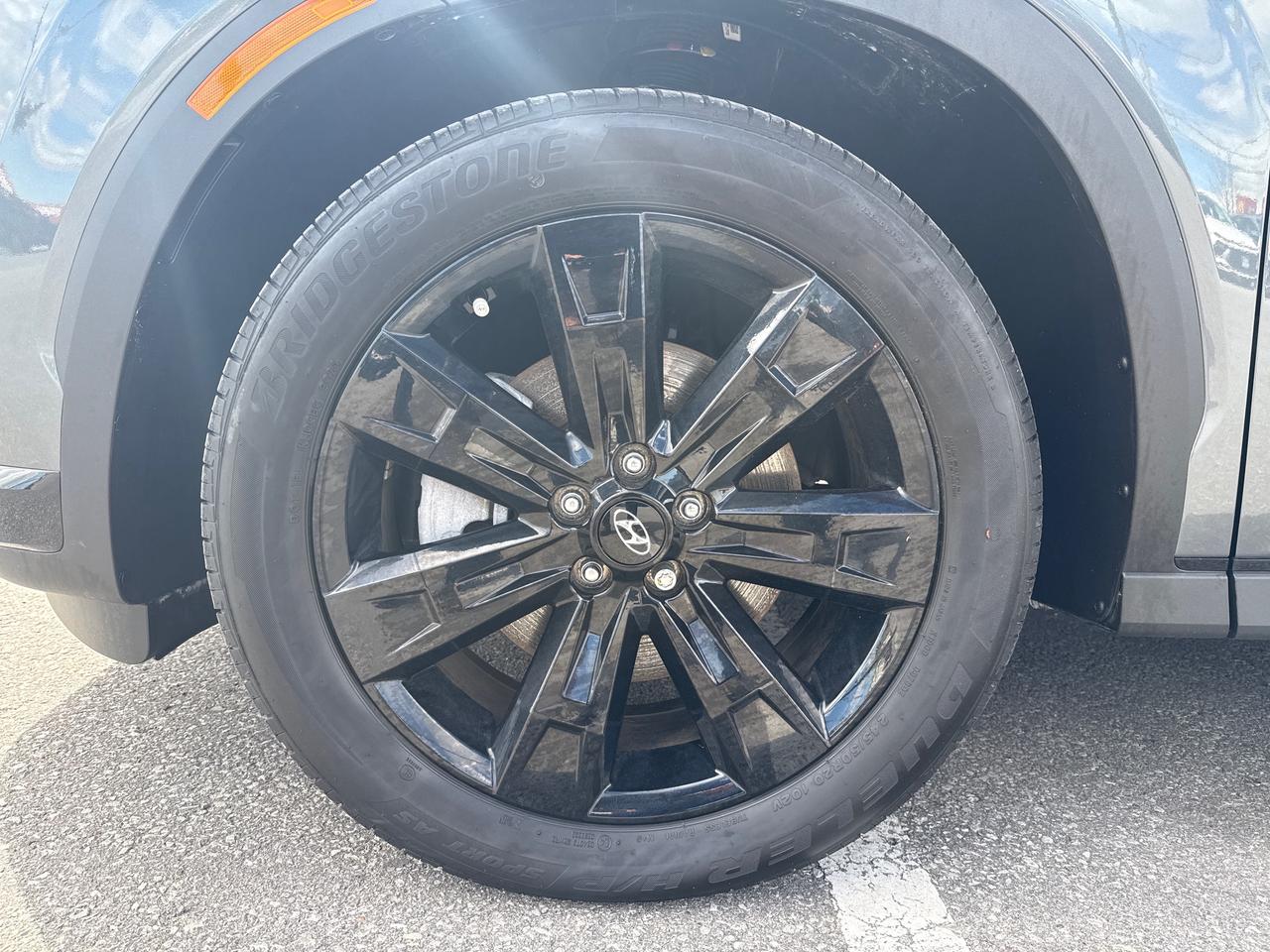 2025 Hyundai PALISADE Urban 8 Passenger Photo