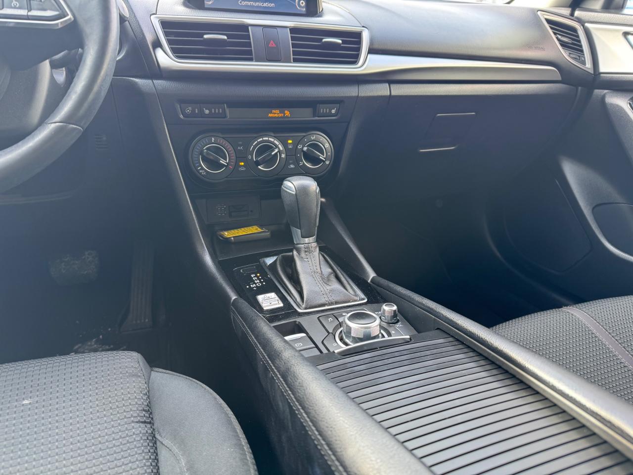 2017 Mazda MAZDA3 GS Accident Free | Heated Seats | Backup Camera Photo