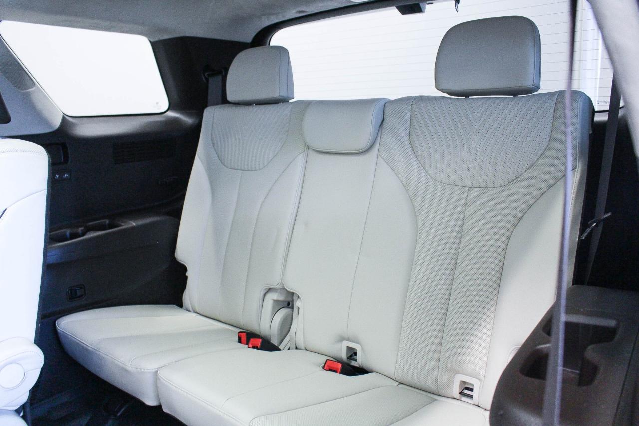 2023 Hyundai PALISADE Ultimate Calligraphy w/Beige Interior 360° CAMERA - HARMAN KARDON AUDIO - HEATED/VENTILATED FRONT AND SECOND ROW SEATS Photo