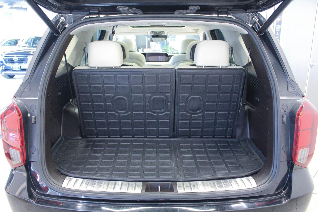 2023 Hyundai PALISADE Ultimate Calligraphy w/Beige Interior 360° CAMERA - HARMAN KARDON AUDIO - HEATED/VENTILATED FRONT AND SECOND ROW SEATS Photo