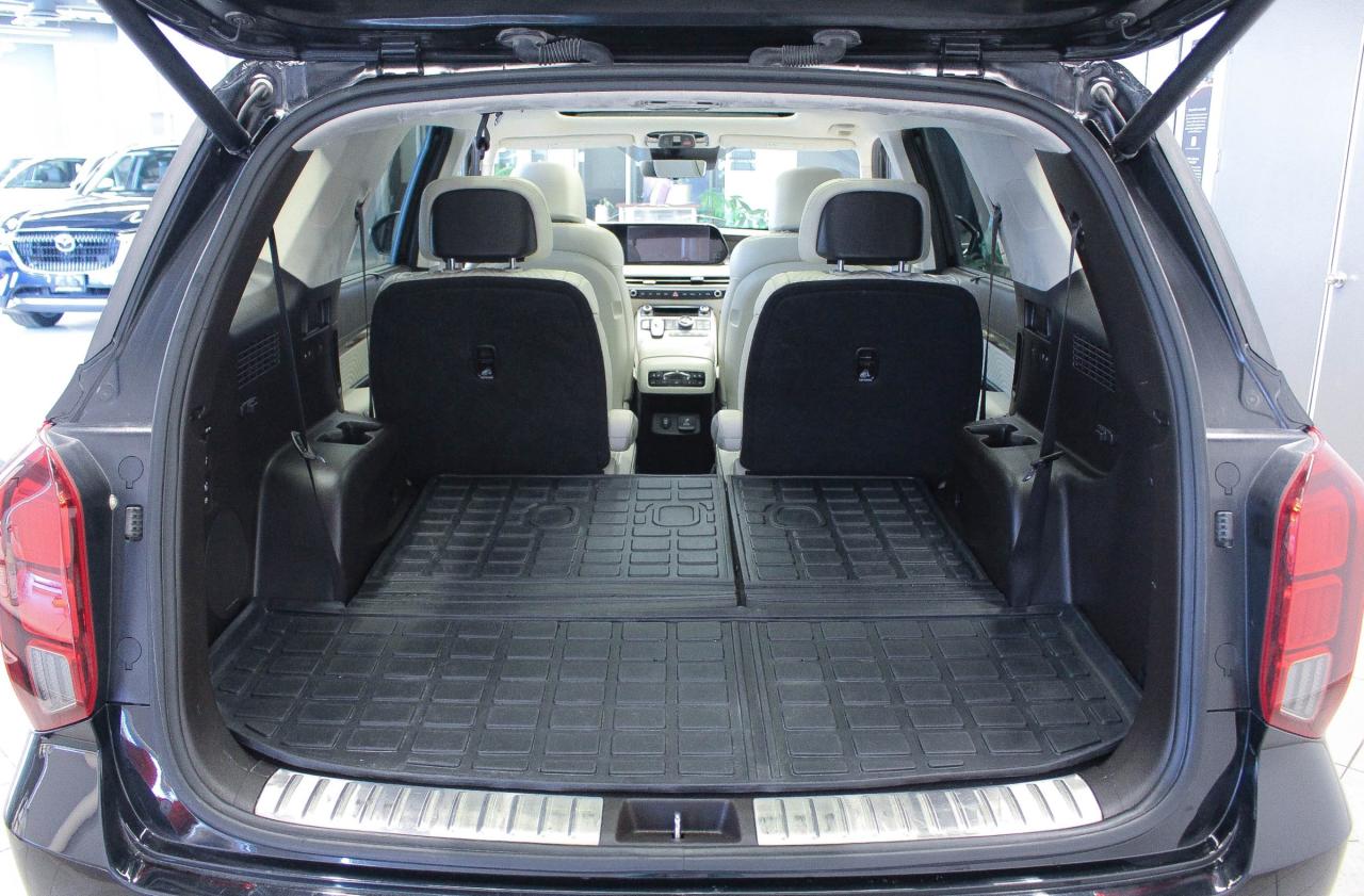 2023 Hyundai PALISADE Ultimate Calligraphy w/Beige Interior 360° CAMERA - HARMAN KARDON AUDIO - HEATED/VENTILATED FRONT AND SECOND ROW SEATS Photo