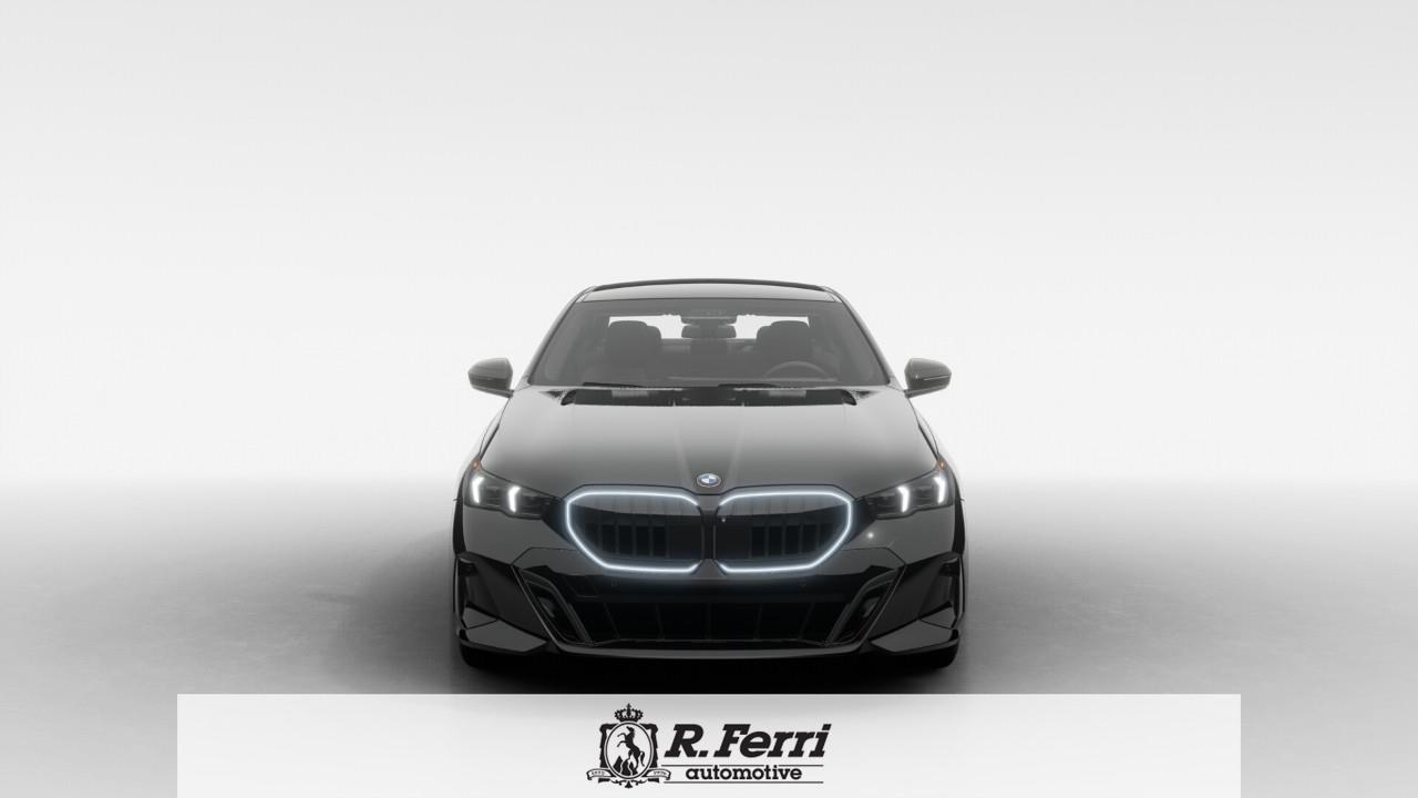 2026 BMW 550e xDrive 4dr All-Wheel Drive Sedan Photo2