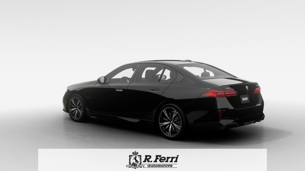 2026 BMW 550e xDrive 4dr All-Wheel Drive Sedan Photo