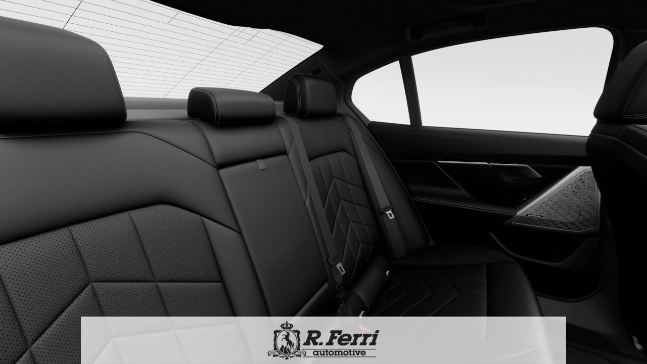 2026 BMW 550e xDrive 4dr All-Wheel Drive Sedan Photo