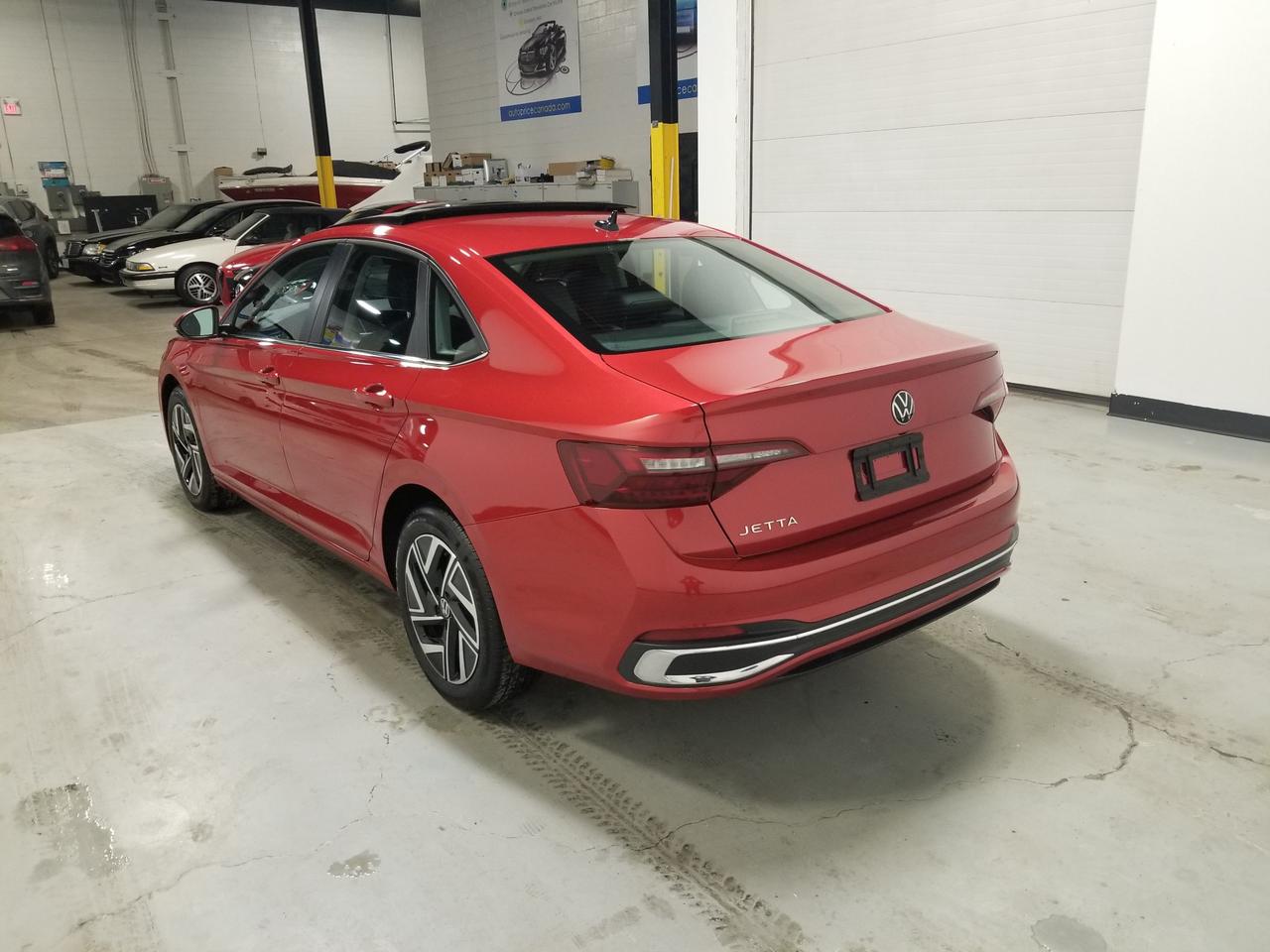 2022 Volkswagen Jetta Highline (A8) 4dr Sedan Photo4