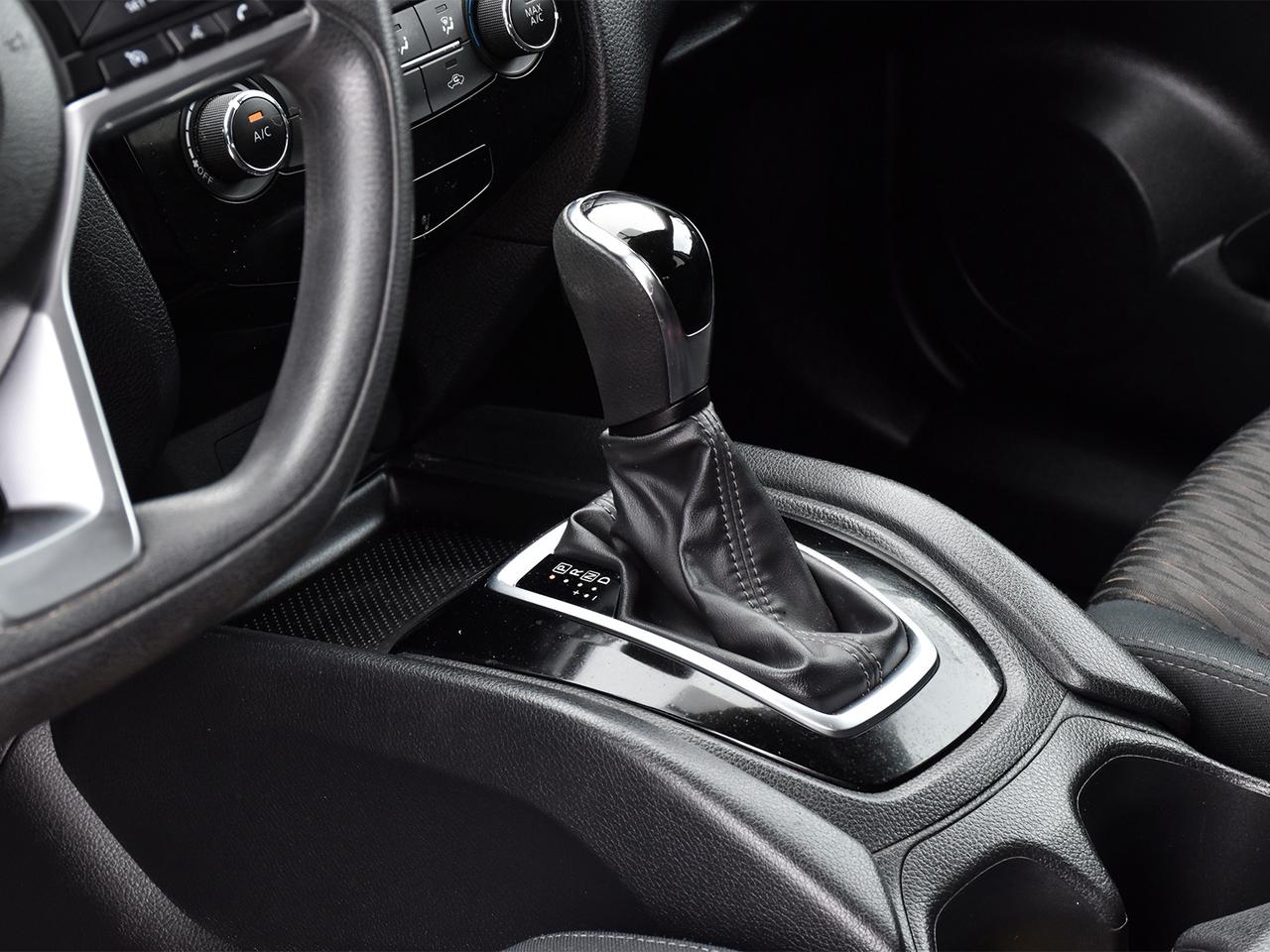 2018 Nissan Rogue SV AWD ~Heated Seats ~Bluetooth ~Moonroof ~Camera Photo