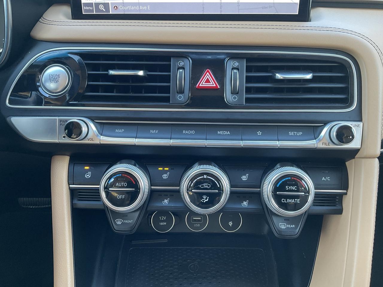 2022 Genesis G70 3.3T ADVANCED - LTHR! NAV! BACK-UP CAM! BSM! HUD! Photo