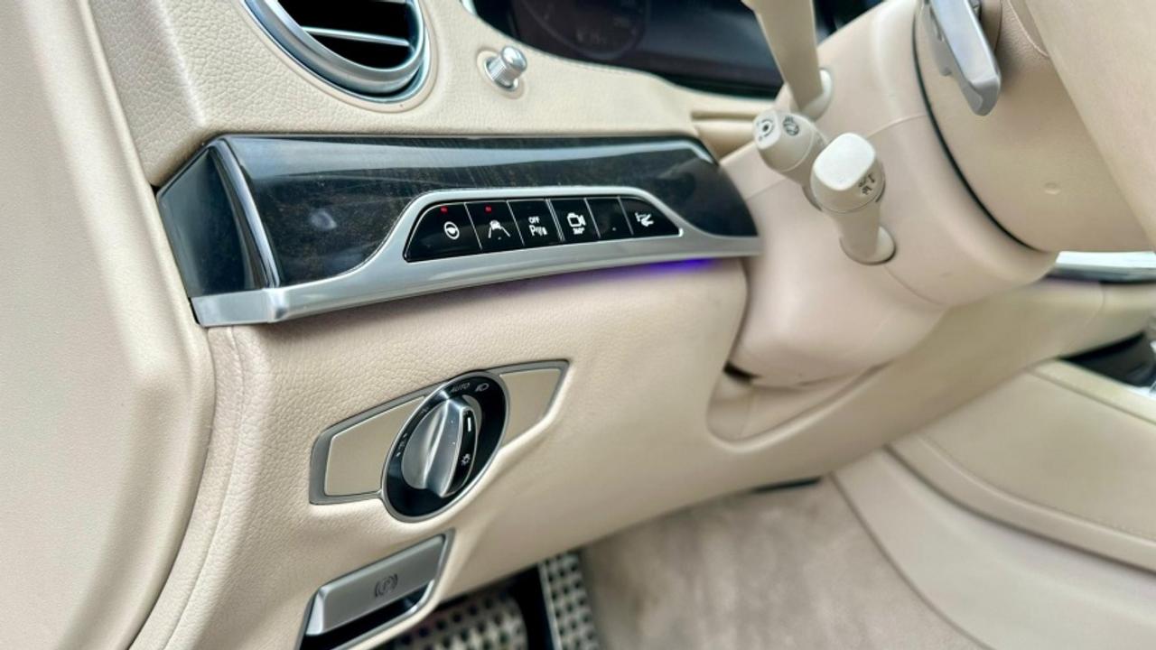 2016 Mercedes-Benz S-Class * AWD * MUST SEE S 550 4MATIC Photo