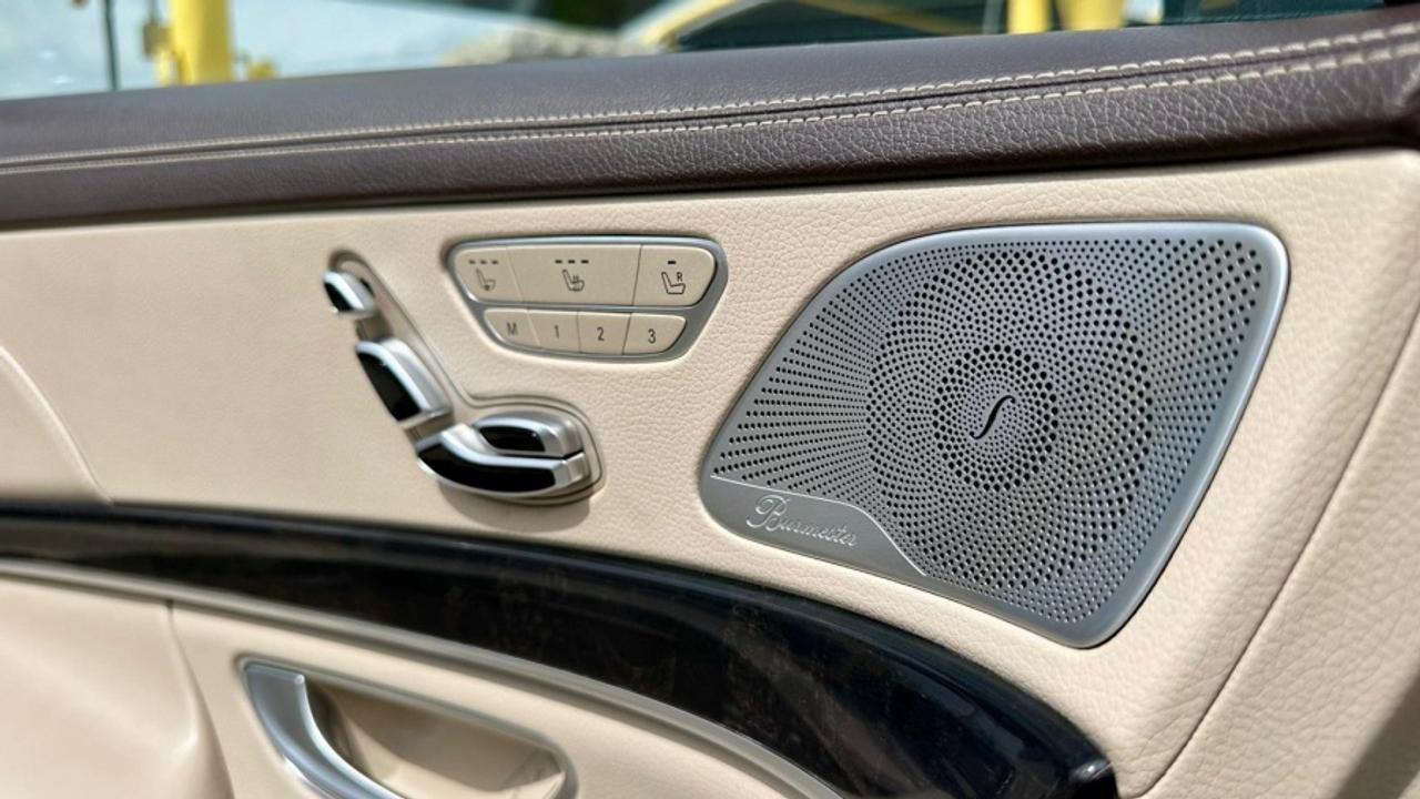 2016 Mercedes-Benz S-Class * AWD * MUST SEE S 550 4MATIC Photo