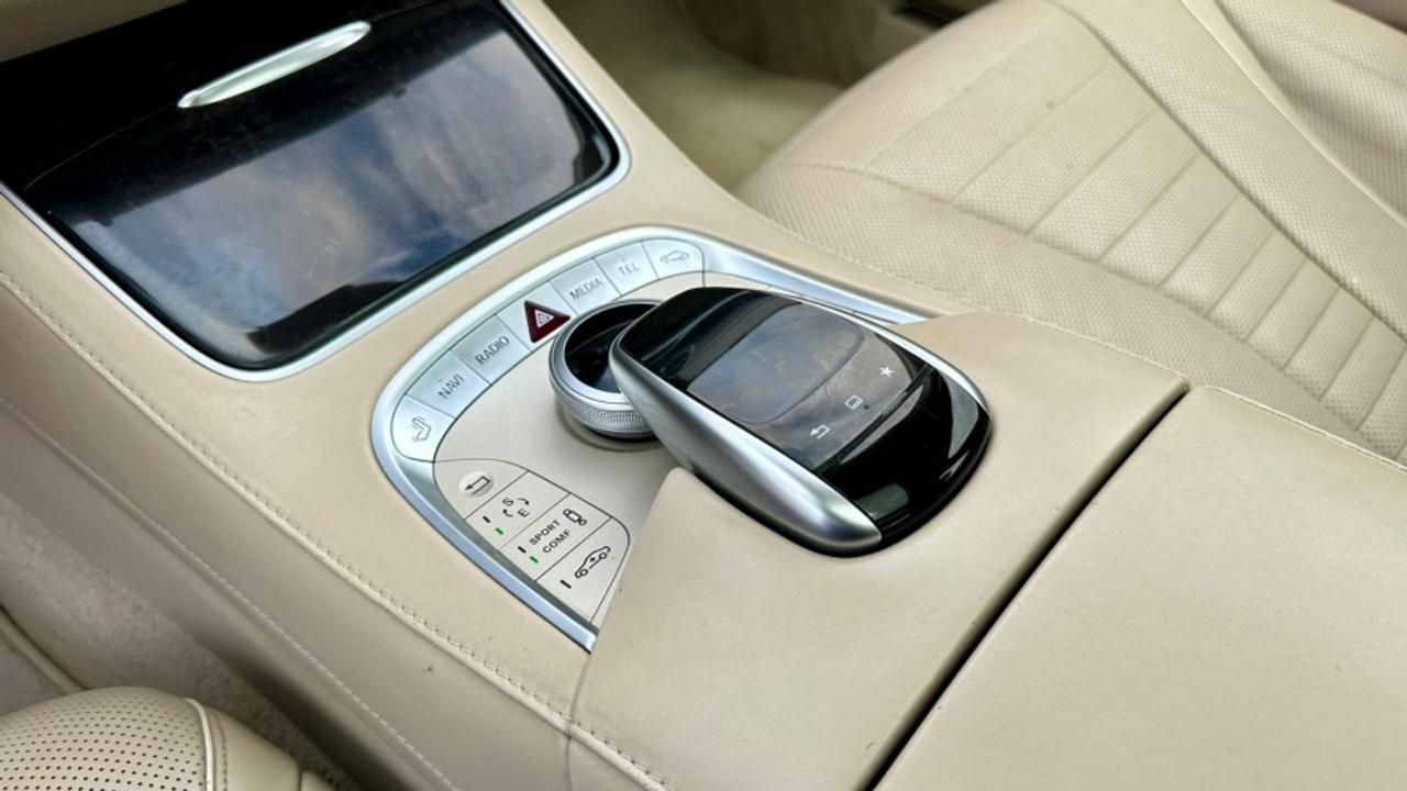2016 Mercedes-Benz S-Class * AWD * MUST SEE S 550 4MATIC Photo