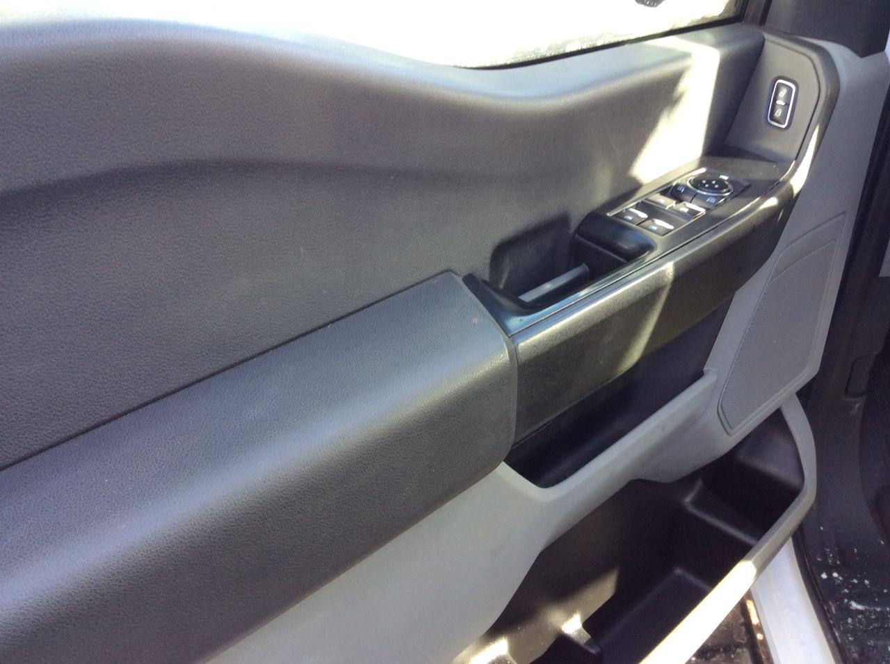 2023 Ford SUPER DUTY F-550 DRW XL Photo