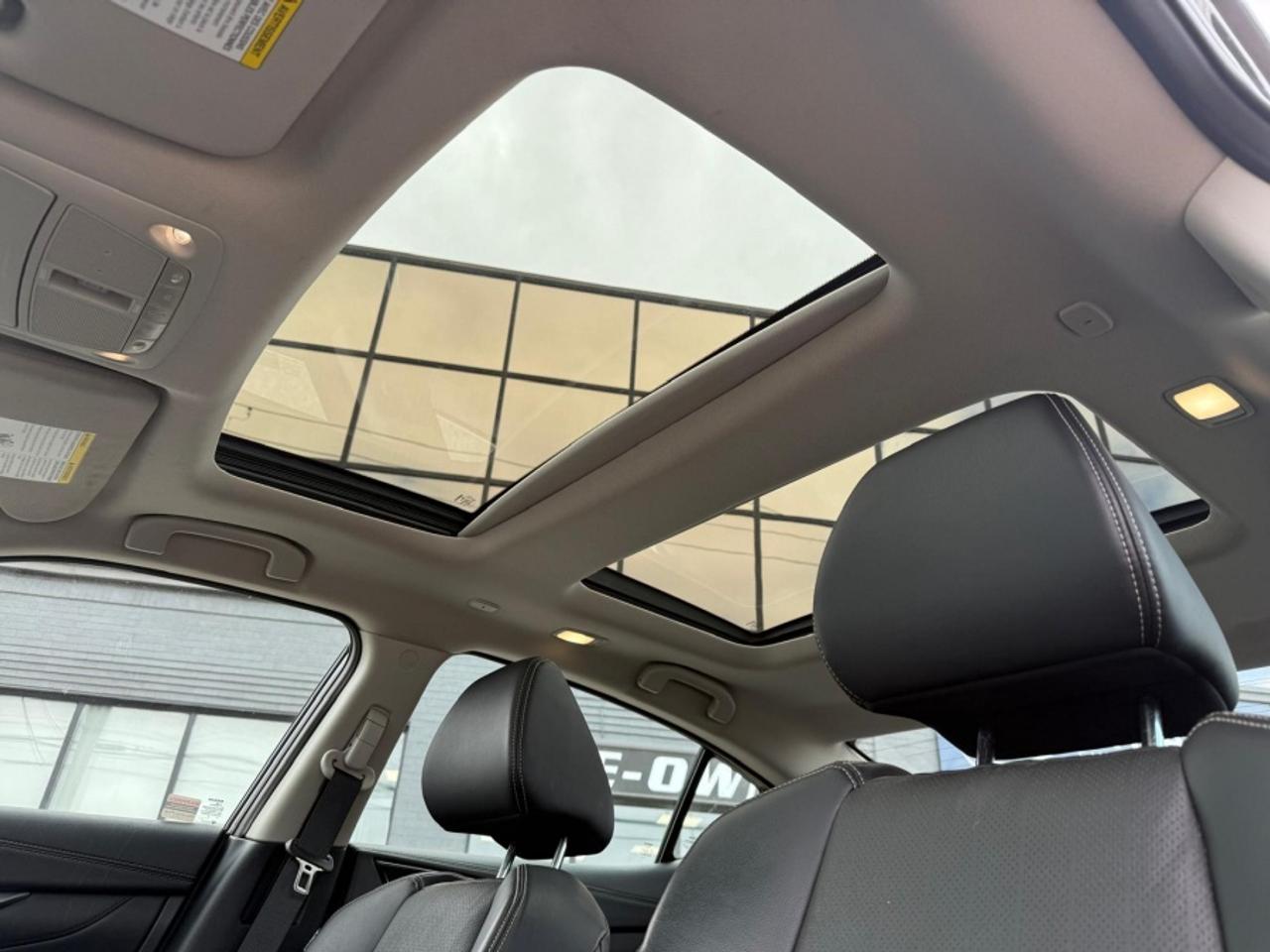 2018 Nissan Maxima SL / LEATHER/ NO ACCIDENTS/ SUNROOF/ NAVI - Photo #13