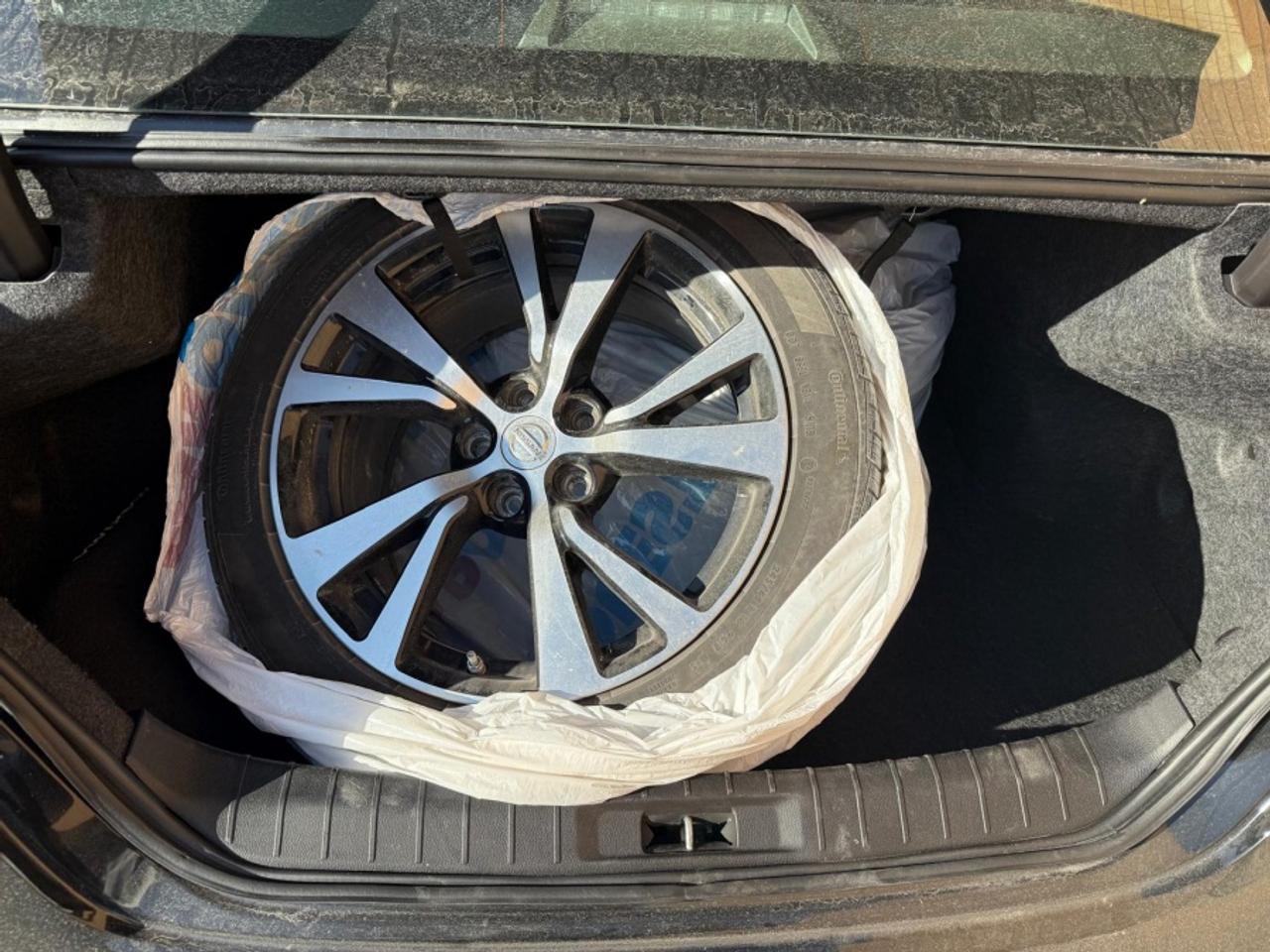 2018 Nissan Maxima SL / LEATHER/ NO ACCIDENTS/ SUNROOF/ NAVI - Photo #21