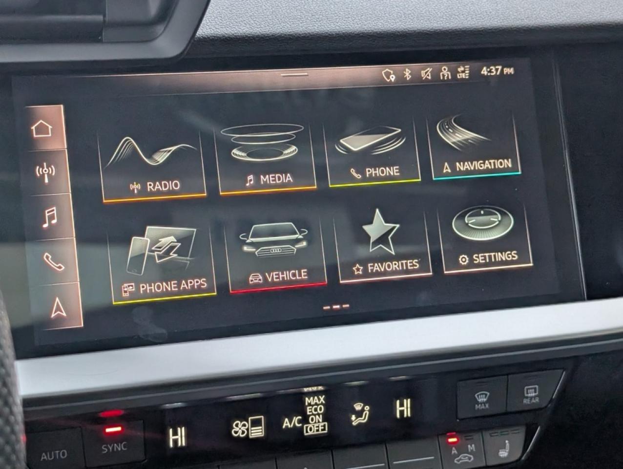 2022 Audi A3 QUATTRO TECHNIK 40 TFSI/ S-LINE/ AWD/ SUNROOF/ NAV - Photo #15