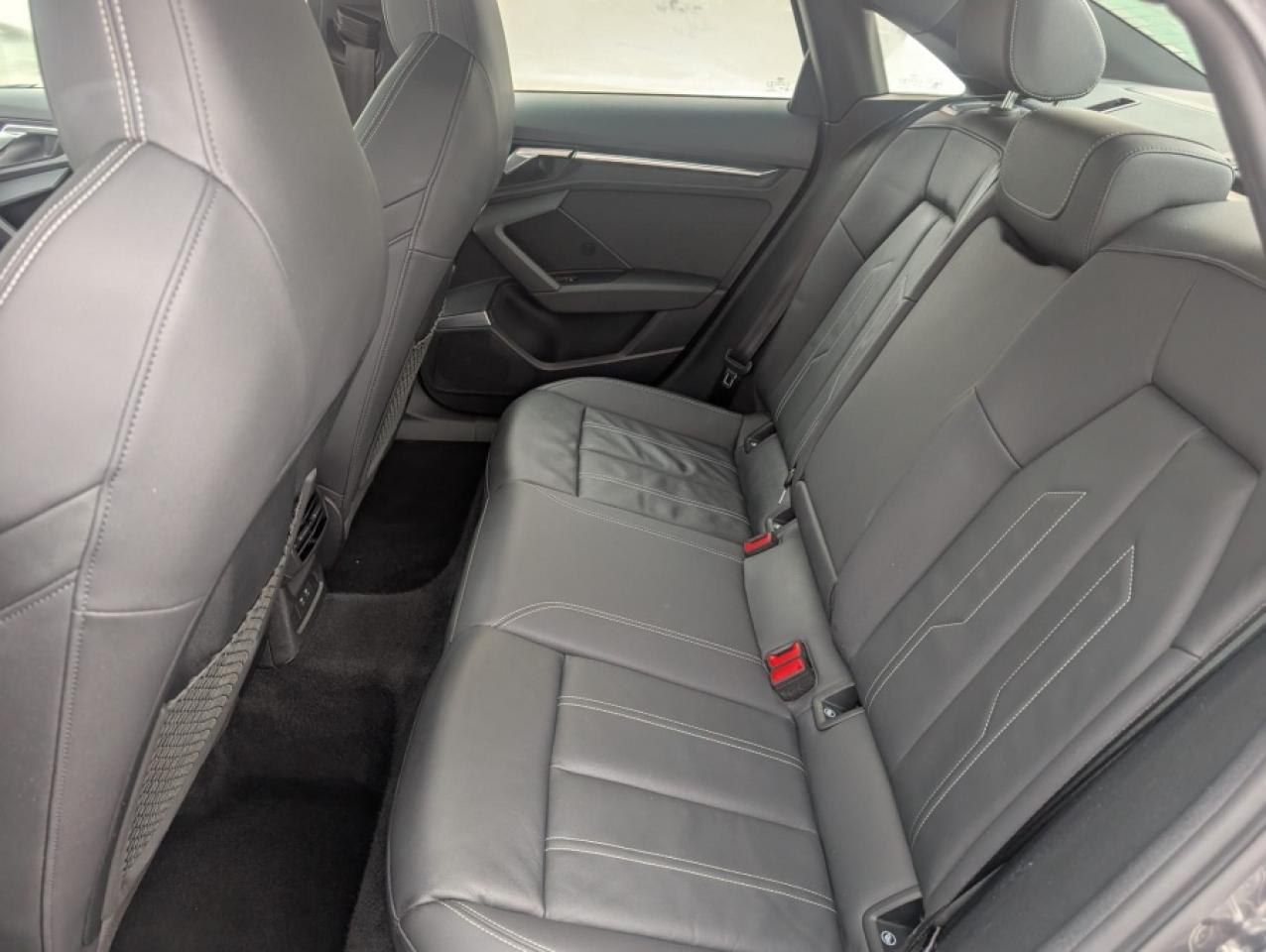 2022 Audi A3 QUATTRO TECHNIK 40 TFSI/ S-LINE/ AWD/ SUNROOF/ NAV - Photo #19