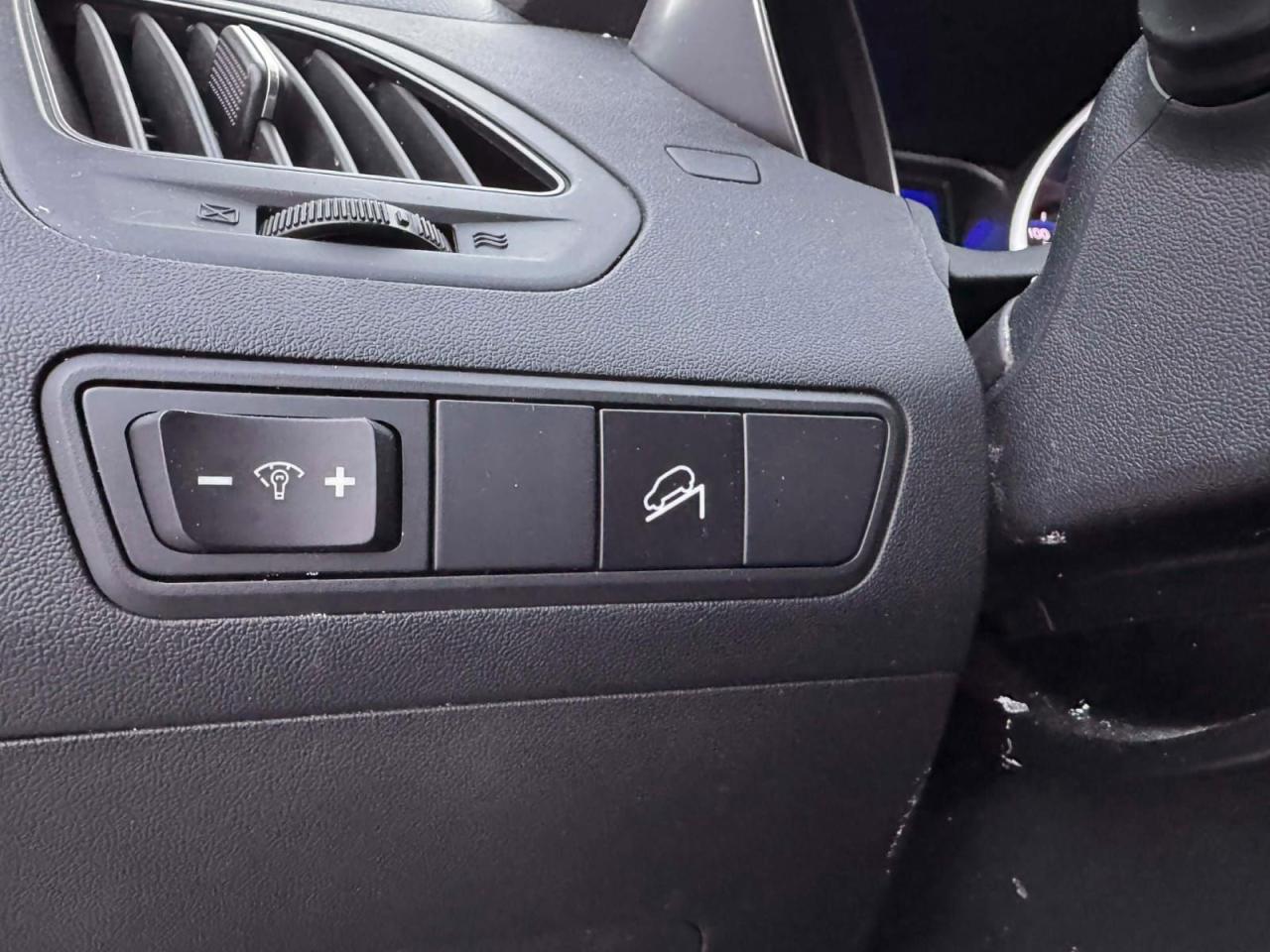 2015 Hyundai Tucson GL Photo