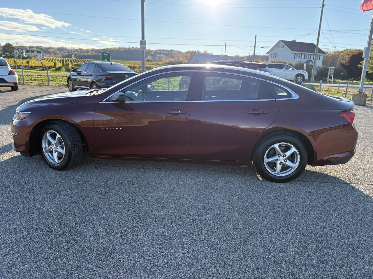 2016 Chevrolet Malibu LS Photo
