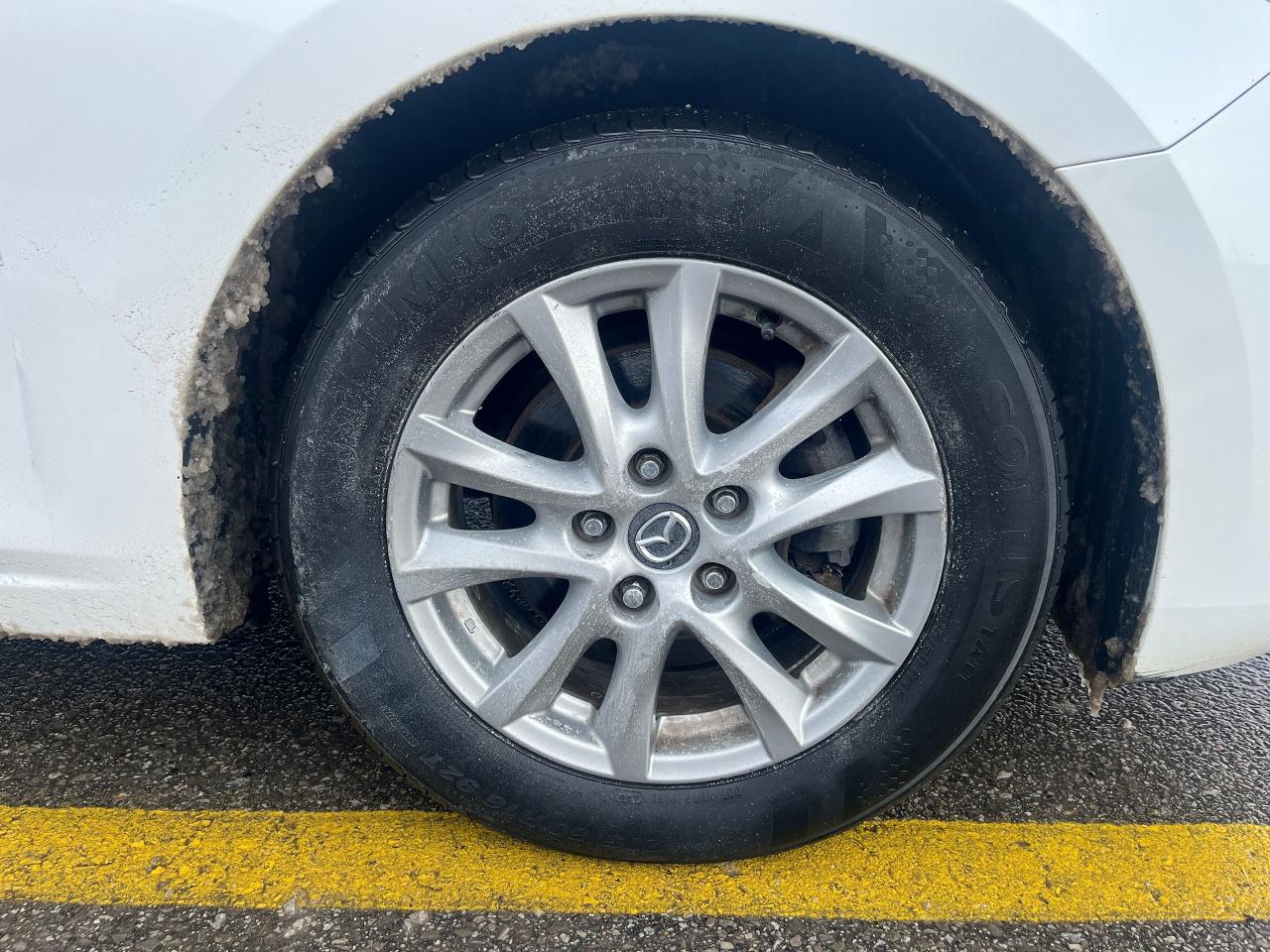 2017 Mazda MAZDA3 GS Photo