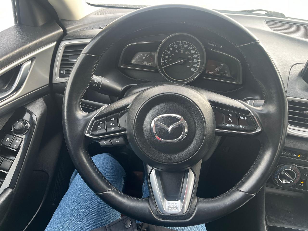 2017 Mazda MAZDA3 GS Photo