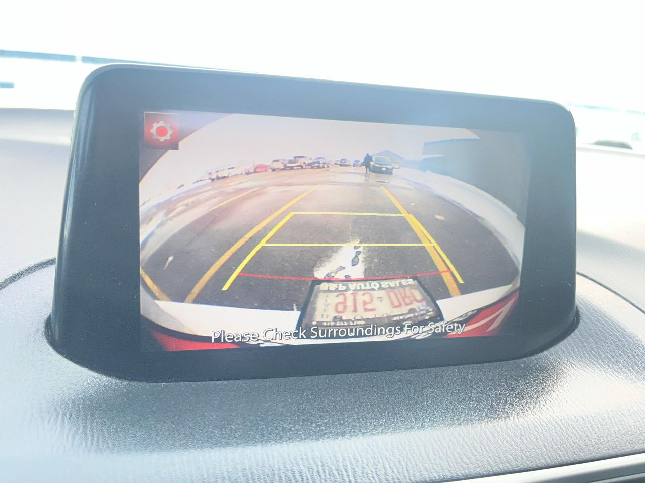 2017 Mazda MAZDA3 GS Photo