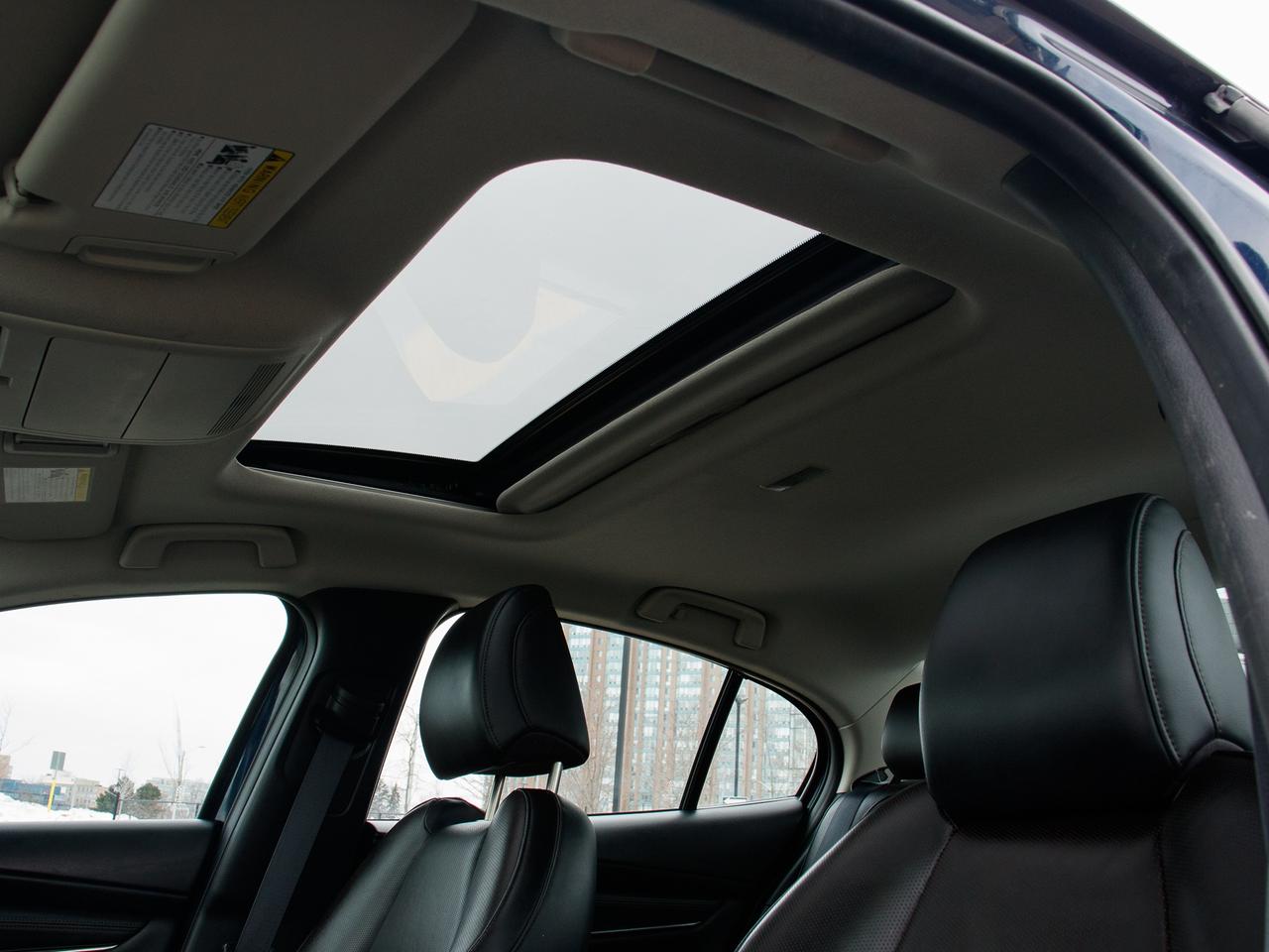 2024 Mazda MAZDA3 GT w/Turbo | CLEAN CARFAX| NO ACCIDENTS | Photo