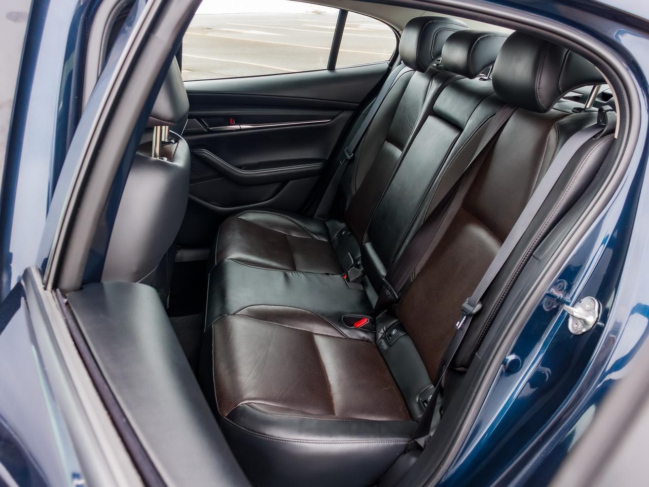 2024 Mazda MAZDA3 GT w/Turbo | CLEAN CARFAX| NO ACCIDENTS | Photo