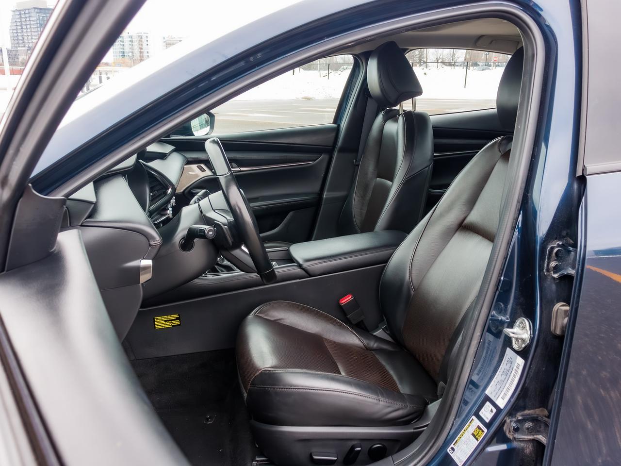 2024 Mazda MAZDA3 GT w/Turbo | CLEAN CARFAX| NO ACCIDENTS | Photo