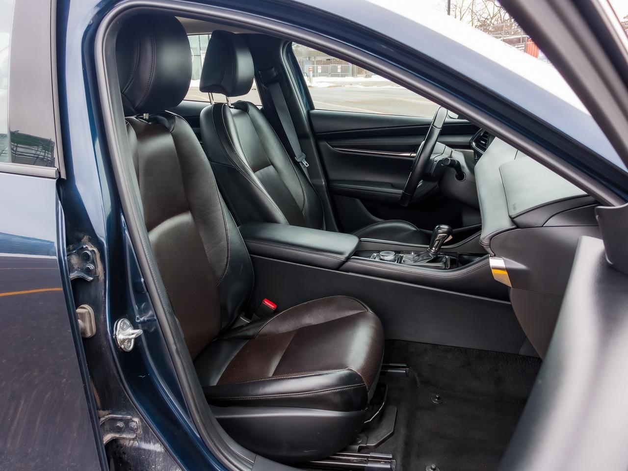 2024 Mazda MAZDA3 GT w/Turbo | CLEAN CARFAX| NO ACCIDENTS | Photo