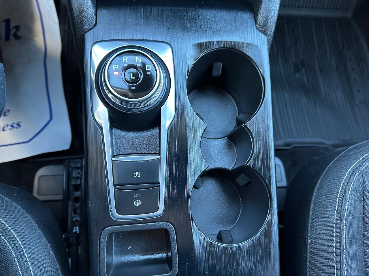 2025 Ford Escape Active Photo5