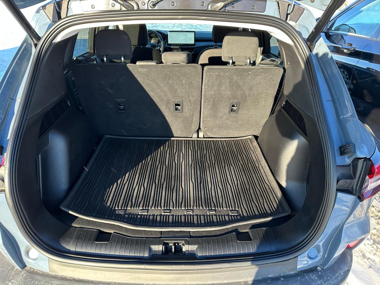 2025 Ford Escape Active Photo4