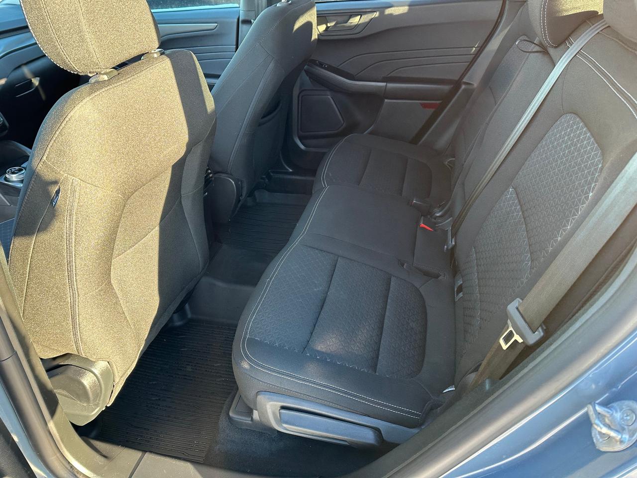 2025 Ford Escape Active Photo5