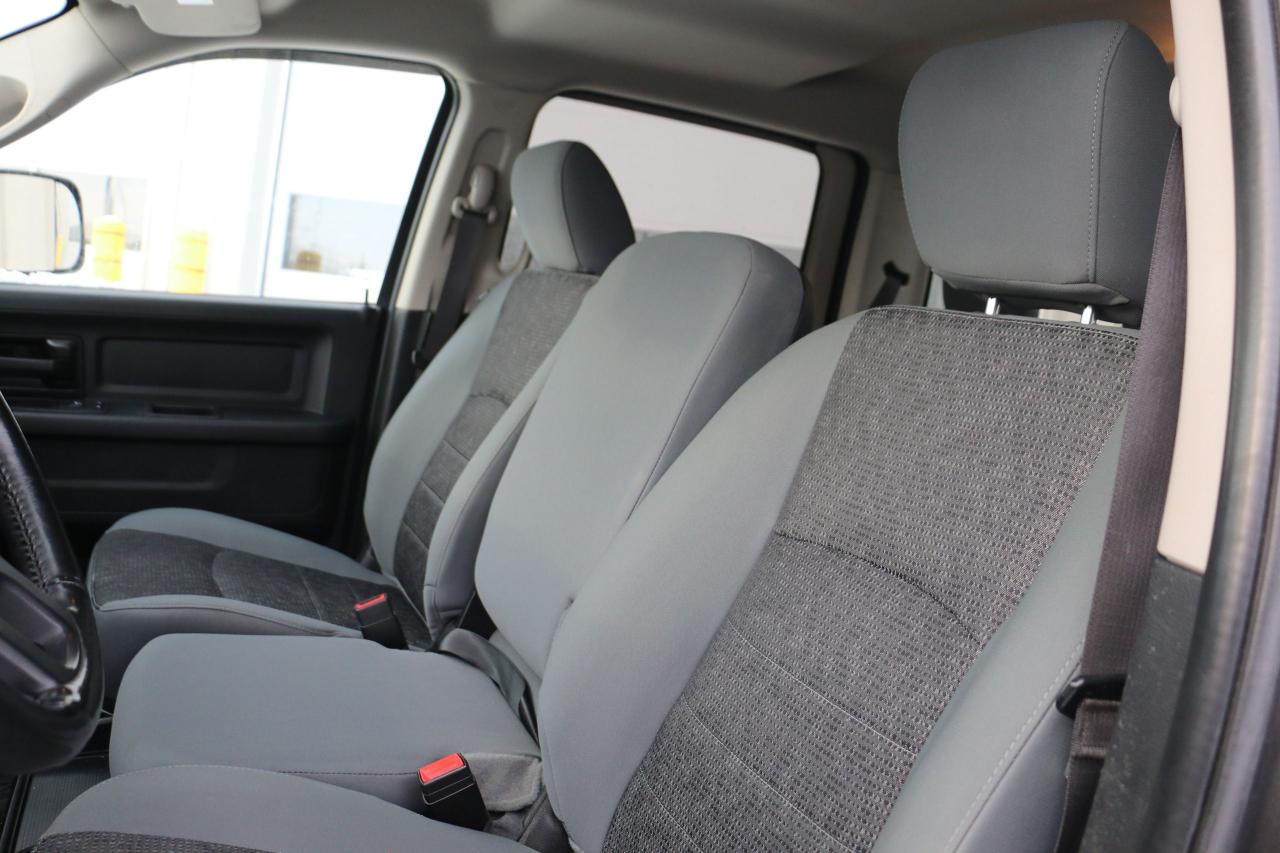 2020 RAM 1500 Classic 5.7L HEMI V8 4x4 - CAMERA|HEATED SEAT|REMOTE START Photo