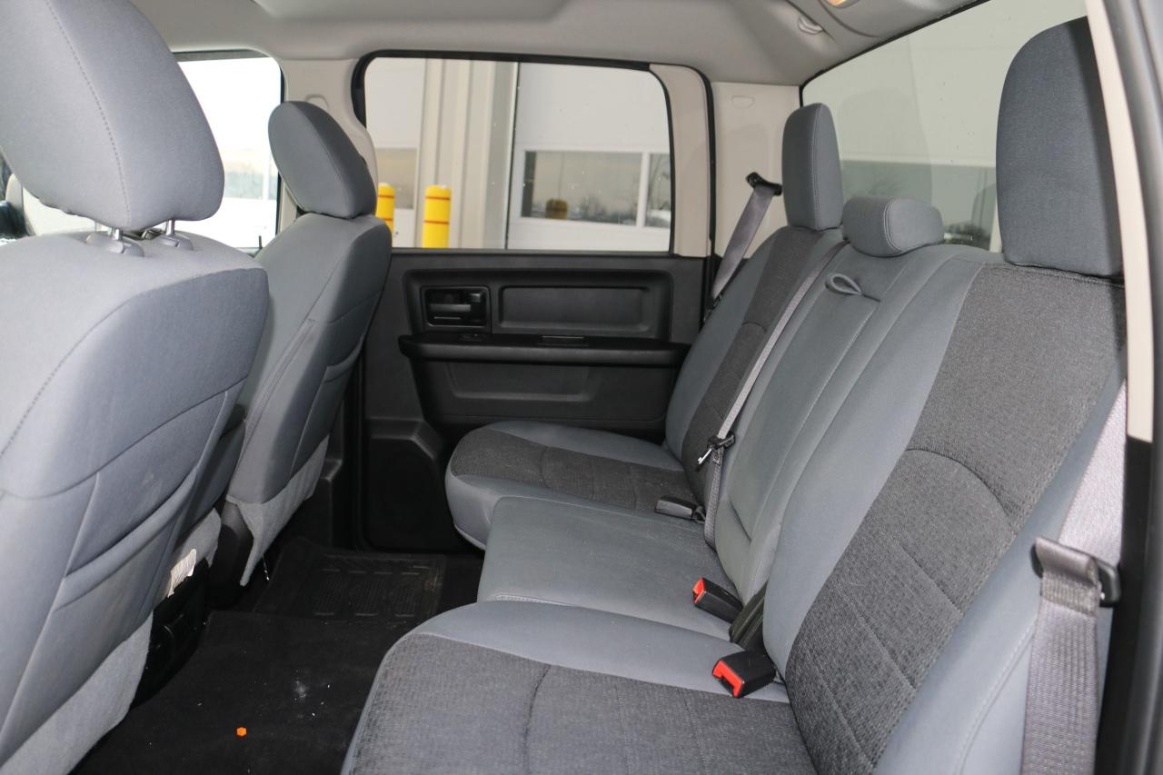 2020 RAM 1500 Classic 5.7L HEMI V8 4x4 - CAMERA|HEATED SEAT|REMOTE START Photo