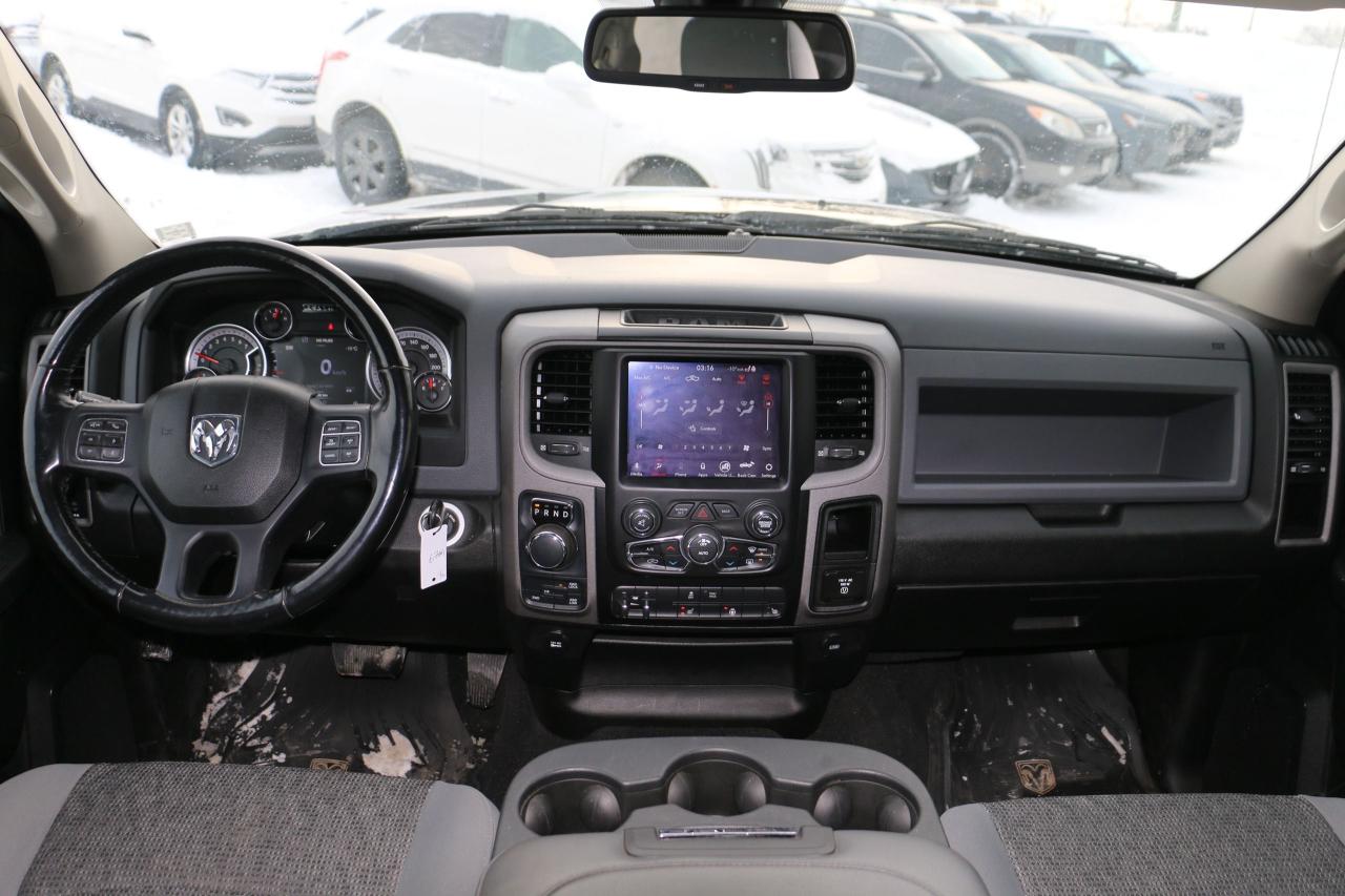 2020 RAM 1500 Classic 5.7L HEMI V8 4x4 - CAMERA|HEATED SEAT|REMOTE START Photo