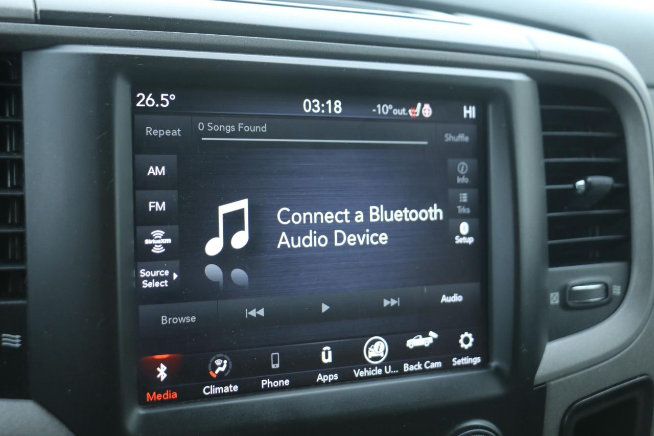 2020 RAM 1500 Classic 5.7L HEMI V8 4x4 - CAMERA|HEATED SEAT|REMOTE START Photo