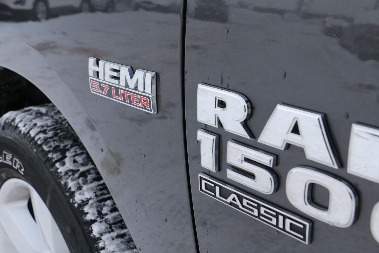 2020 RAM 1500 Classic 5.7L HEMI V8 4x4 - CAMERA|HEATED SEAT|REMOTE START Photo