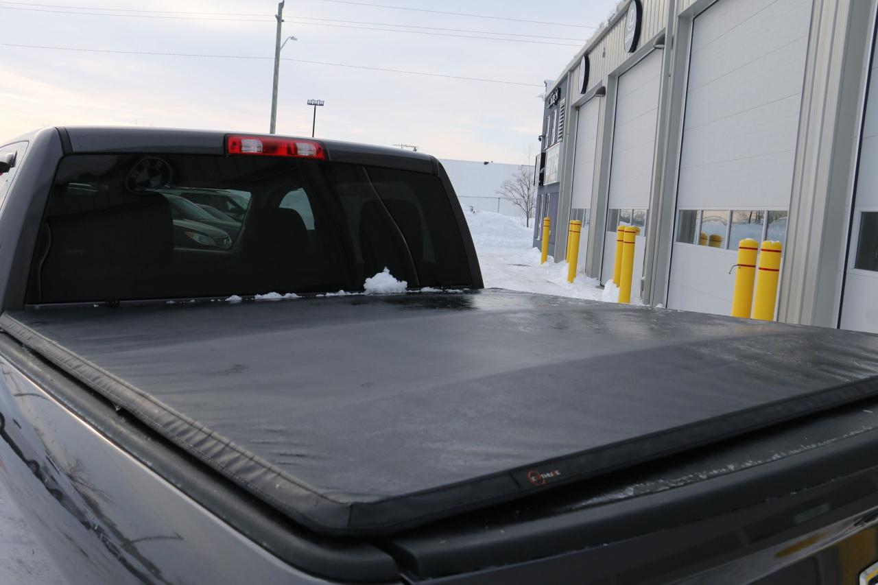 2020 RAM 1500 Classic 5.7L HEMI V8 4x4 - CAMERA|HEATED SEAT|REMOTE START Photo