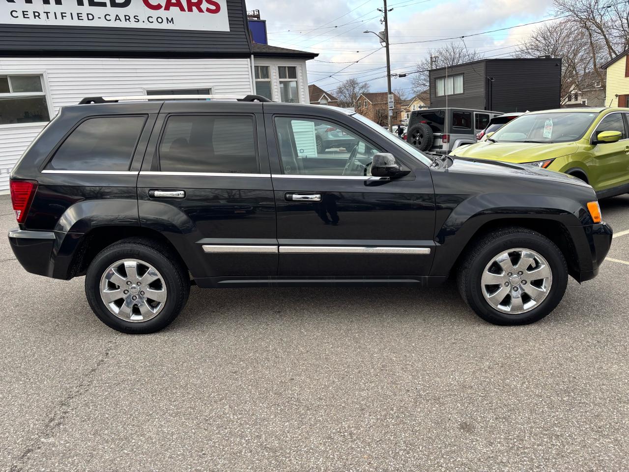 2010 Jeep Grand Cherokee Limited  ** 4X4, HTD LEATH, BACK CAM ** Photo
