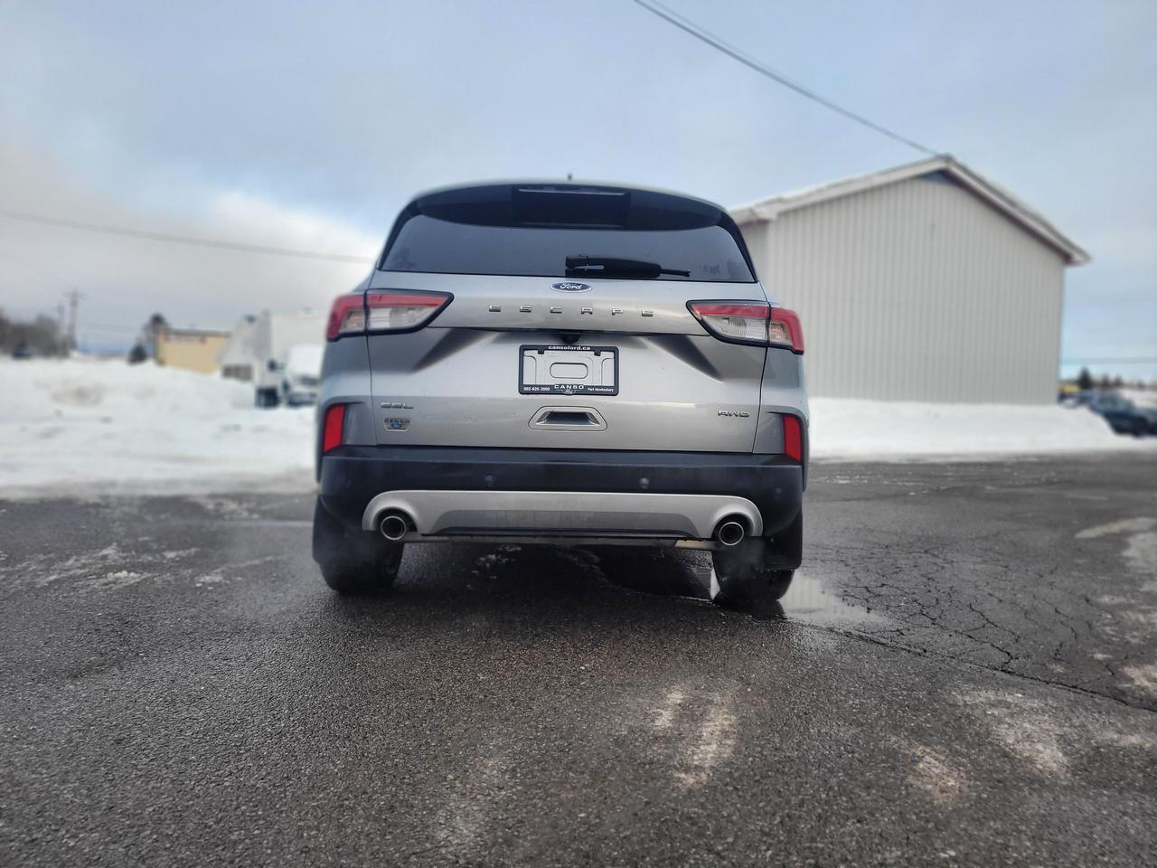 2021 Ford Escape SEL AWD W/ NEW TIRES/NEW REAR BRAKES Photo4