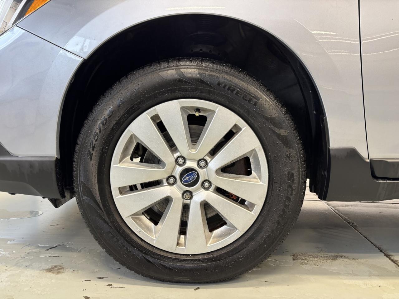 2017 Subaru Outback 2.5I Premium Photo