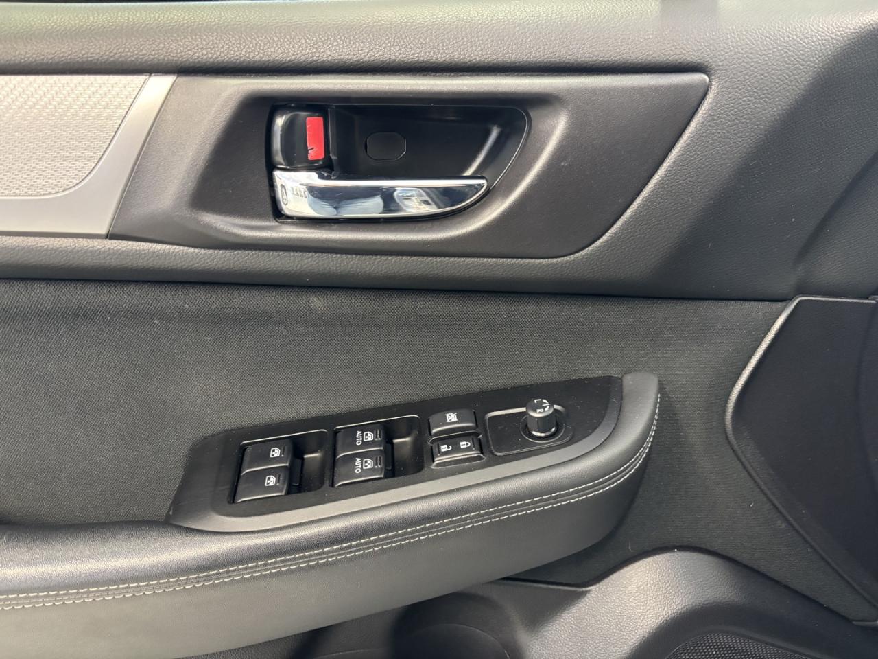 2017 Subaru Outback 2.5I Premium Photo