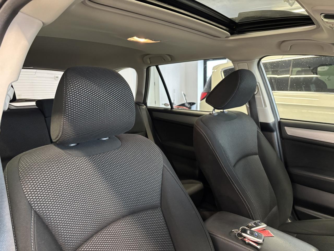 2017 Subaru Outback 2.5I Premium Photo