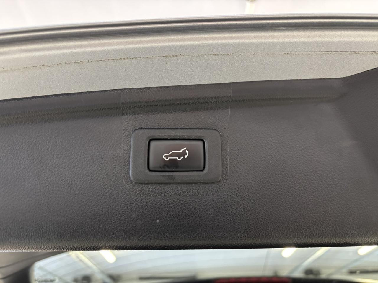 2017 Subaru Outback 2.5I Premium Photo