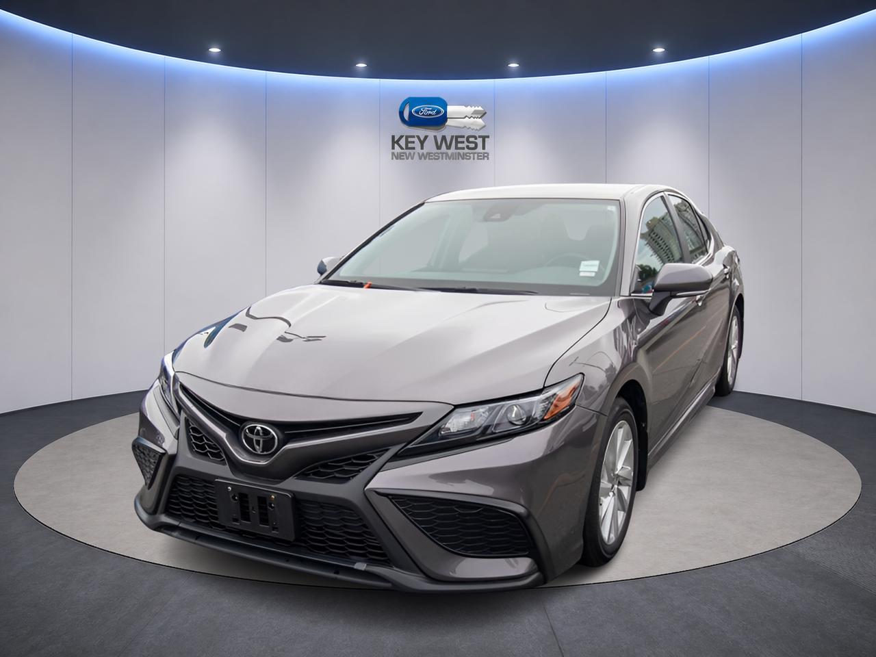 Gray 2024 Toyota Camry Sedan Front-Wheel Drive Automatic
