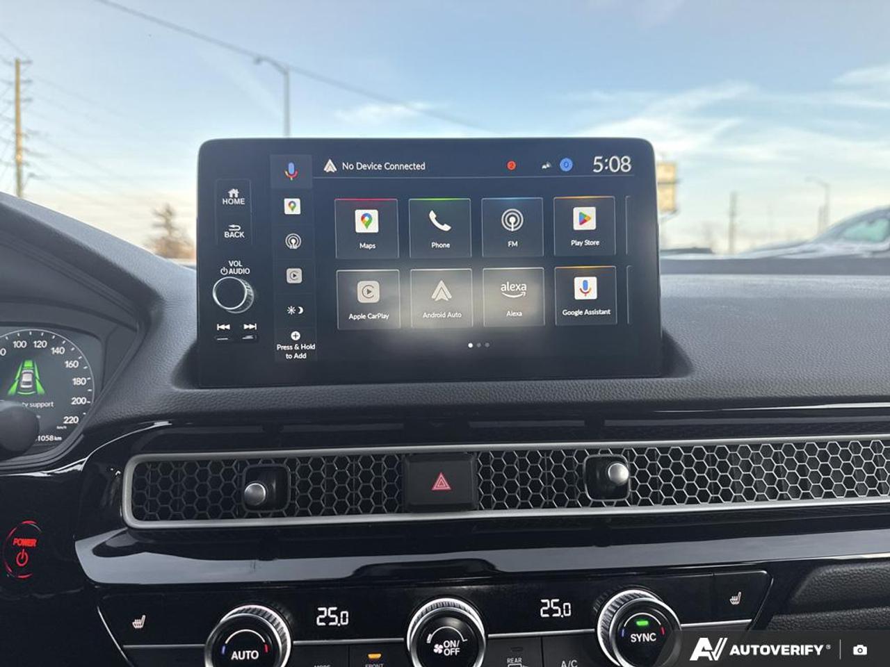 2025 Honda Civic TOURING / NO ACCIDENTS / HYBRID / LEATHER / ROOF Photo