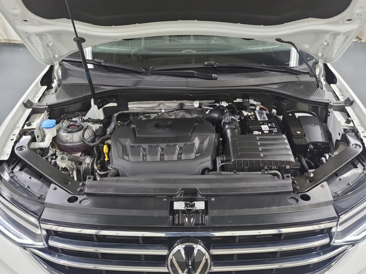 2022 Volkswagen Tiguan COMFORTLINE 4MOTION - Leather - Reverse Camera !!!! Photo4