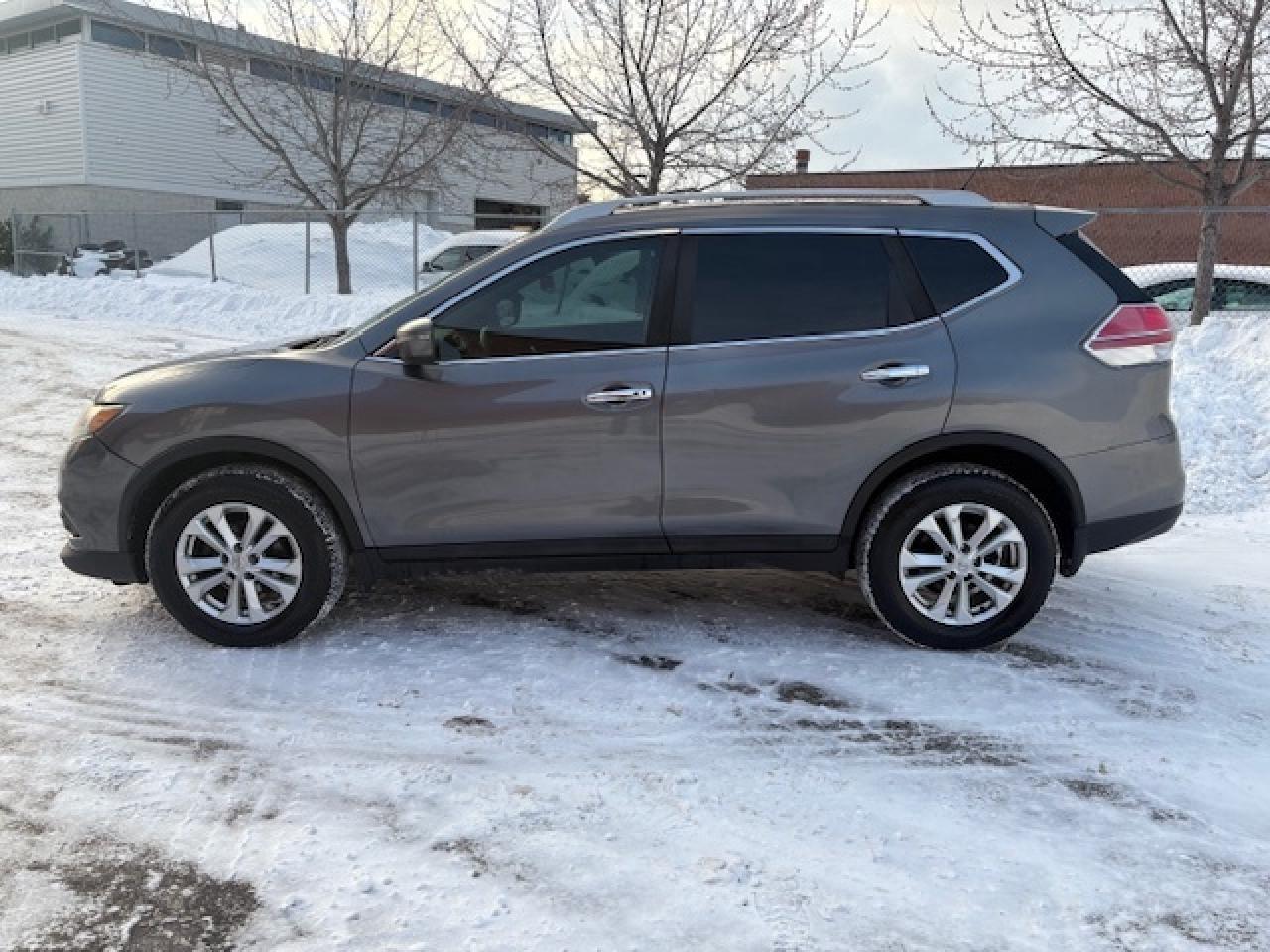 2016 Nissan Rogue SV AWD **HEATED SEATS-CAMERA-ALLOYS-1 OWNER** Photo