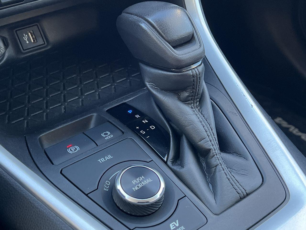 2023 Toyota RAV4 Hybrid XLE AWD, HYBRID Photo